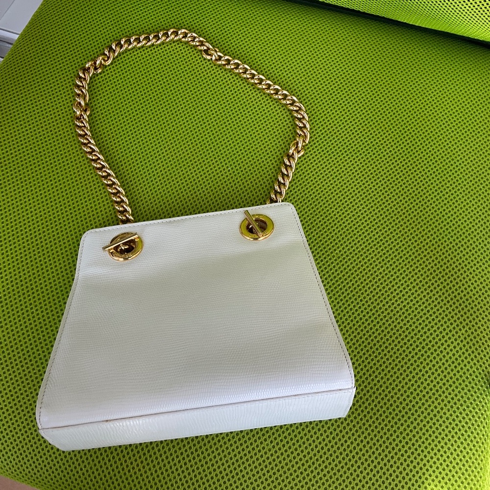VINTAGE ADOLF WHITE EMBOSSED LEATHER HANDBAG